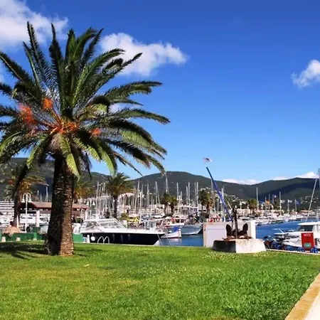Mazet Avec Vue Mer Hébergement de vacances *